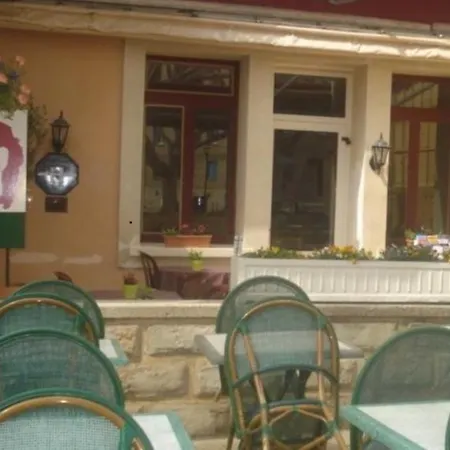 Le Terminus Hotel *